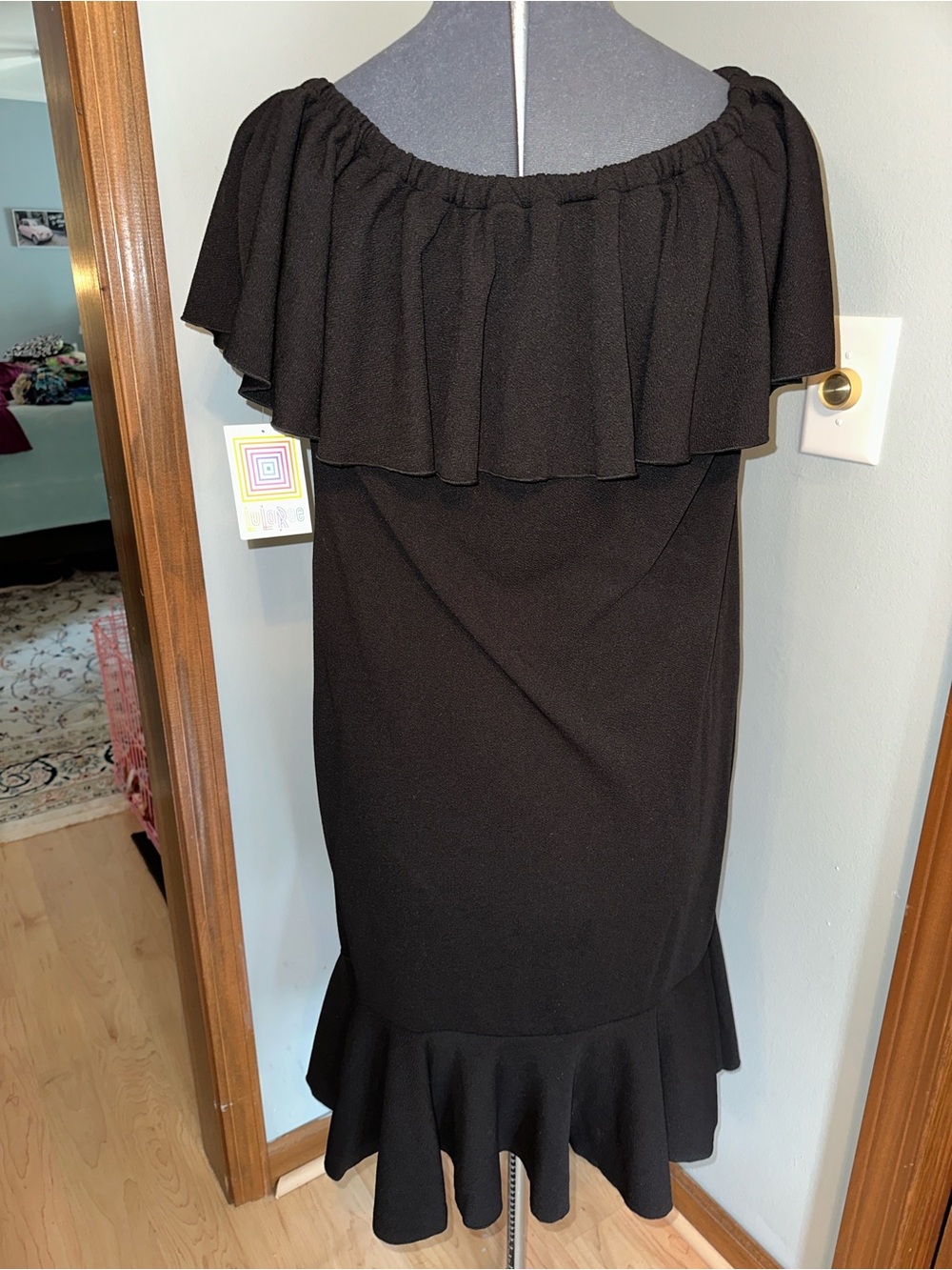LuLaRoe Black Cici Ruffle Dress-NWT - Picture 4 of 5